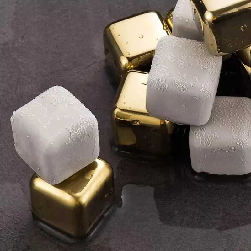 Cubos de Gelo Aço Inox Dourado com Pegador
