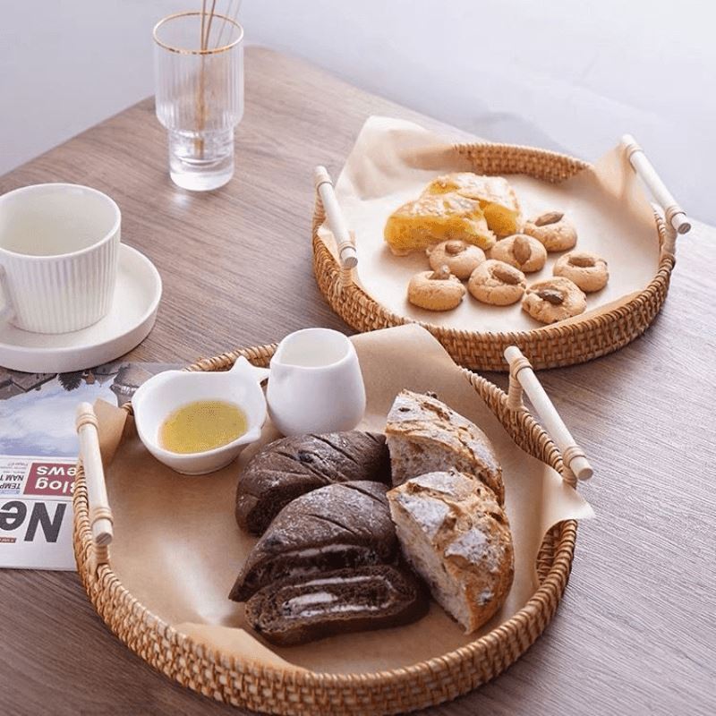 Bandeja Decorativa em Vime com Alças Mesa Posta - Bandeja de Café da Manhã em Vime Luxo Housee - Coleção Decoração Kito Magazine 