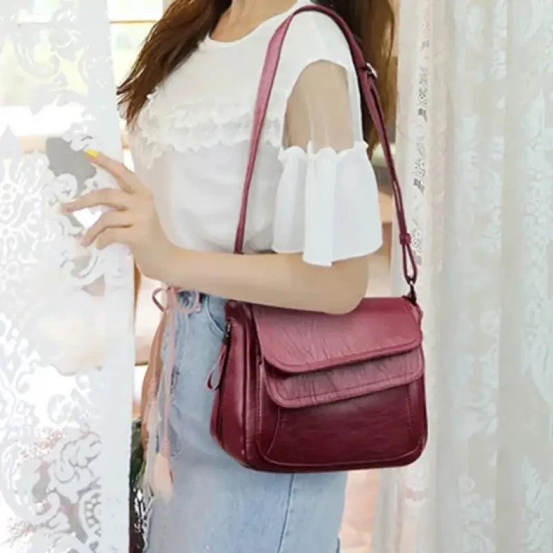 Bolsa Transversal Feminina Couro Kito Magazine 