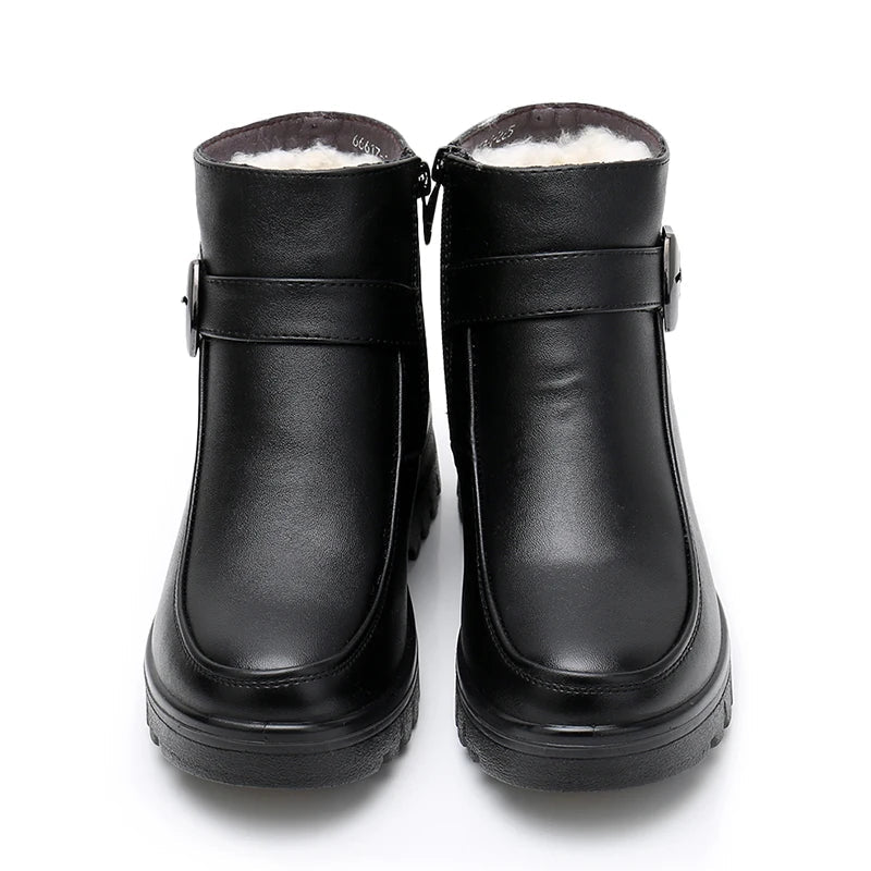 Bota de Couro Feminina Térmica Invernal Bota de Couro Feminina Térmica Invernal KITO MAGAZINE 