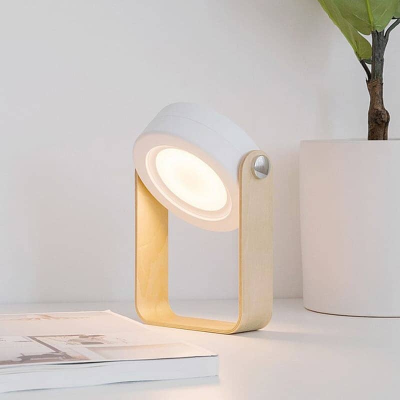 Luminária de Mesa LED com Alça Luminária de Leitura Casa e Jardim - Luminária de Mesa LED com Alça Luminária de Leitura Kito Magazine Branco 