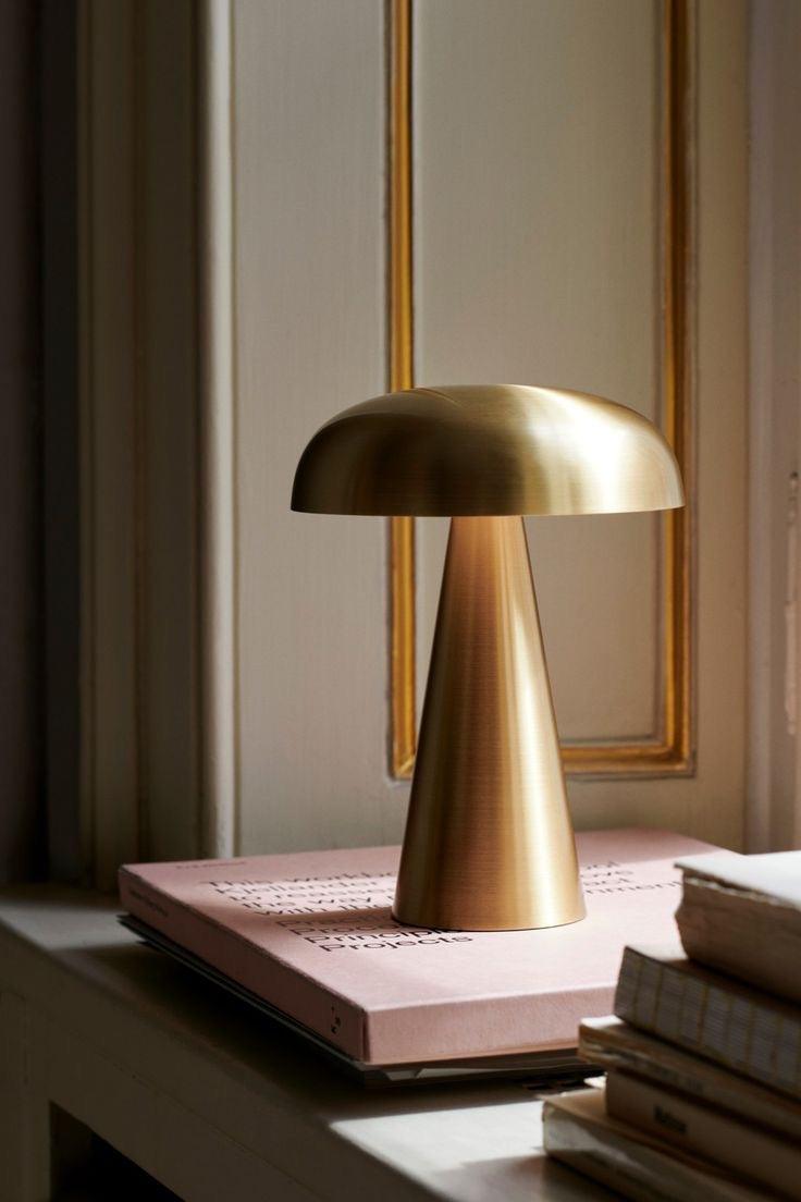 Luminária Design Moderno Dourada