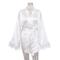 Robe Feminino Curto Cetim com Plumas Quarto - 31 KITO MAGAZINE Branco P 